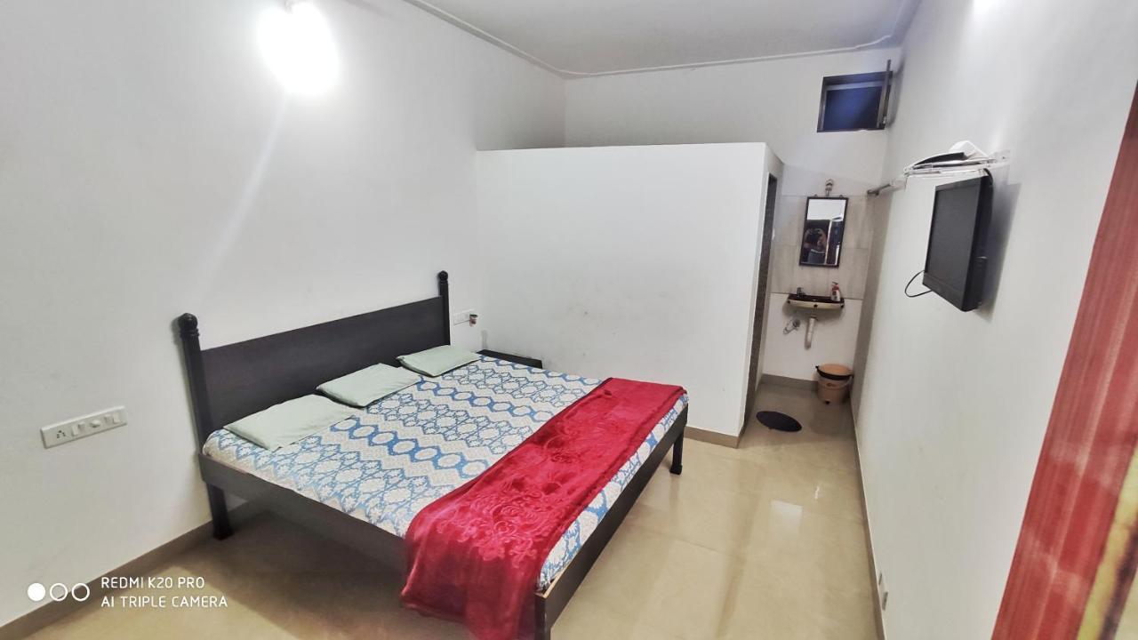 Chandraprabha Nyahari Niwas Malvan Exterior photo