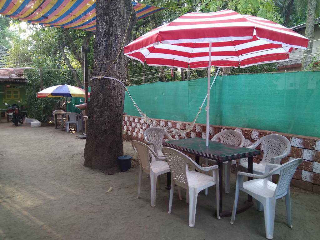 Chandraprabha Nyahari Niwas Malvan Exterior photo
